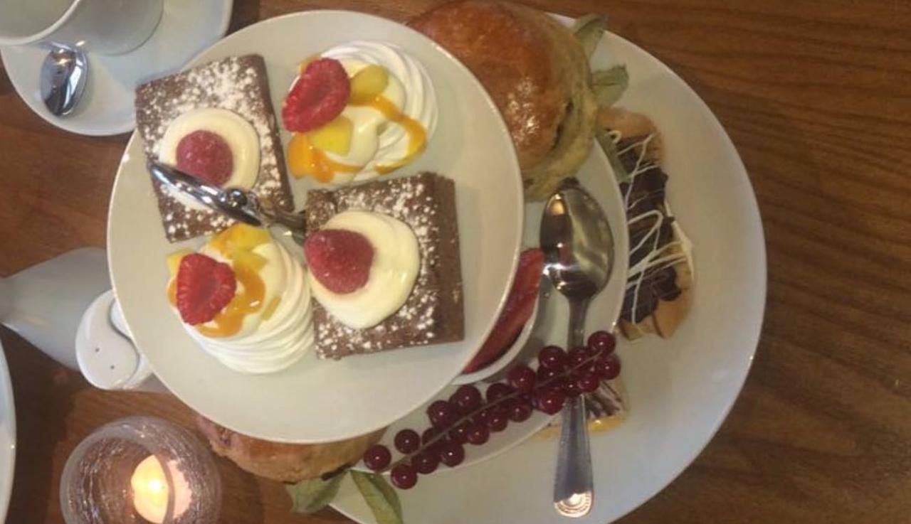 King Alfred Hotel 배로우인퍼니스 외부 사진